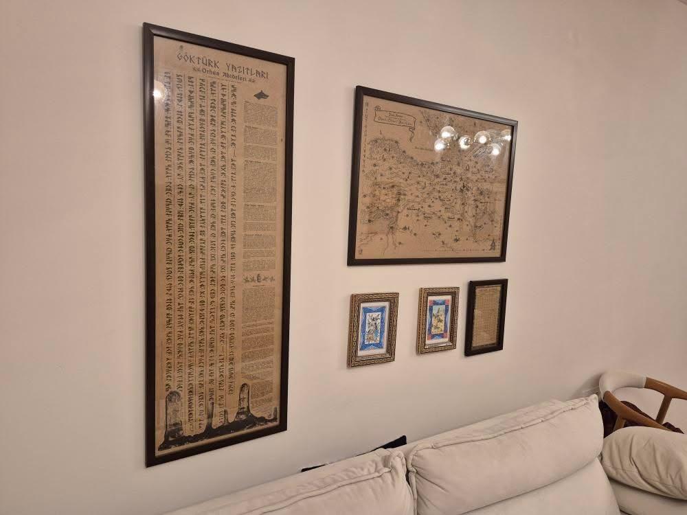 Mapa del mundo de One Piece, Póster de Monkey D. Luffy