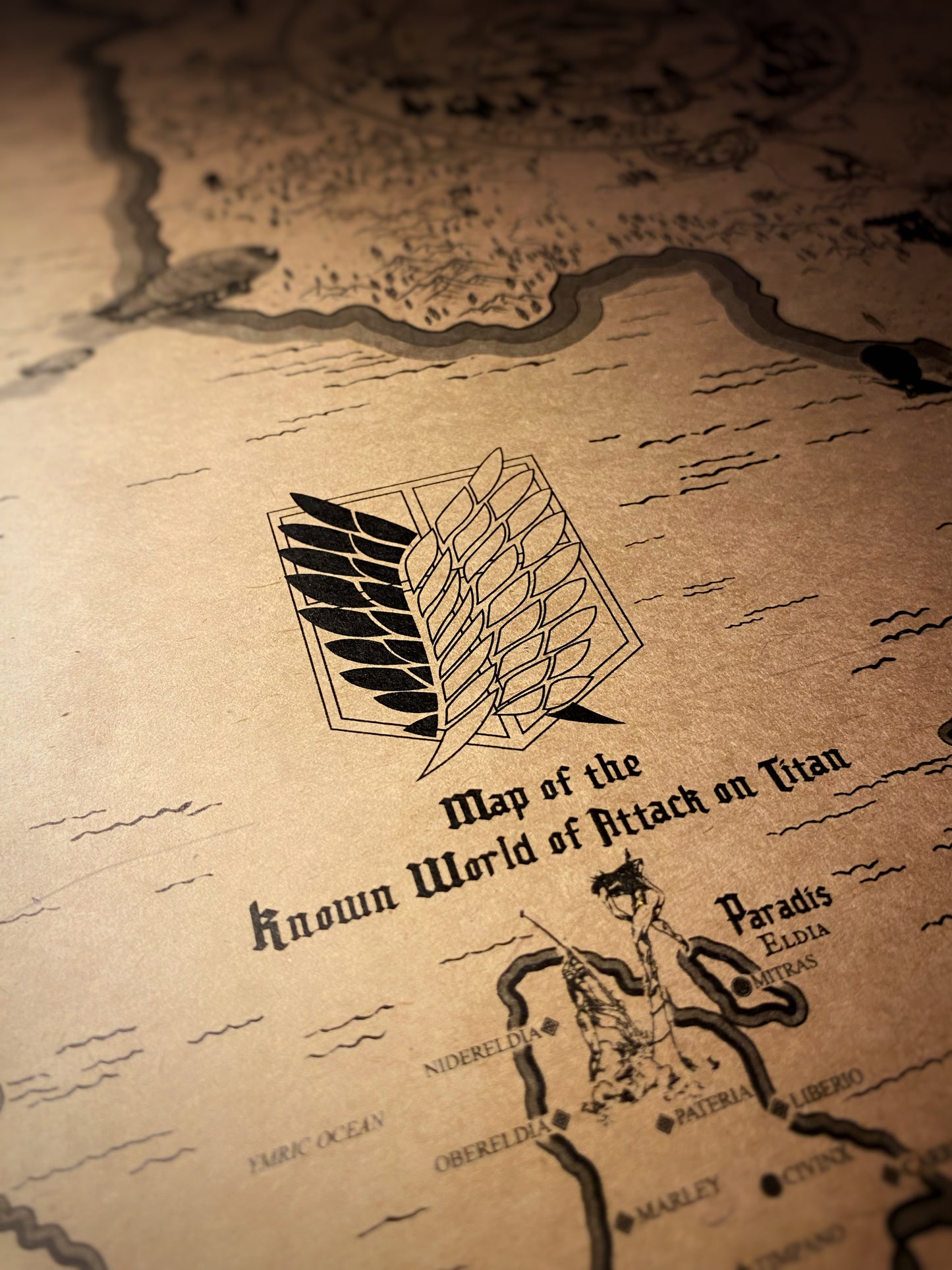 Mapa del mundo de One Piece, Póster de Monkey D. Luffy